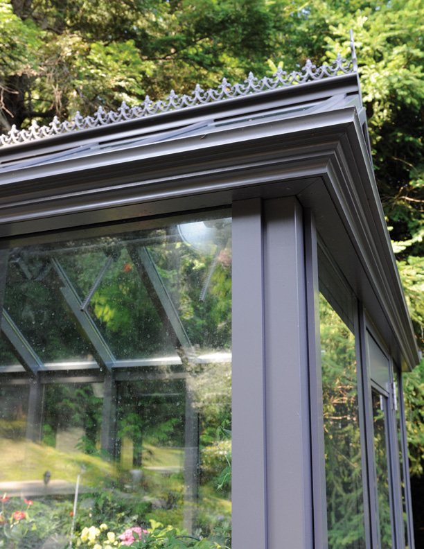 Greenhouse Decorative Options